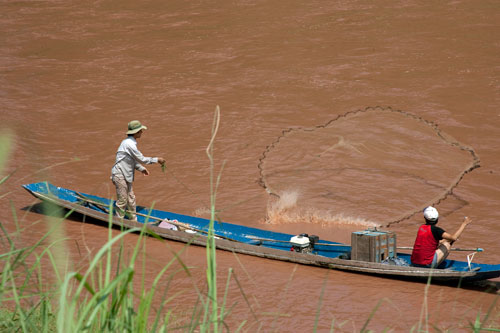 laos-river-500