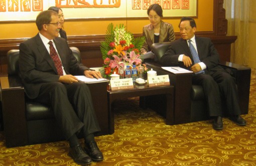 David Arnold meets Minister Wei Liqun